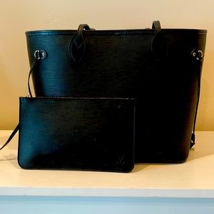 Louis Vuitton Epi NeverFull MM